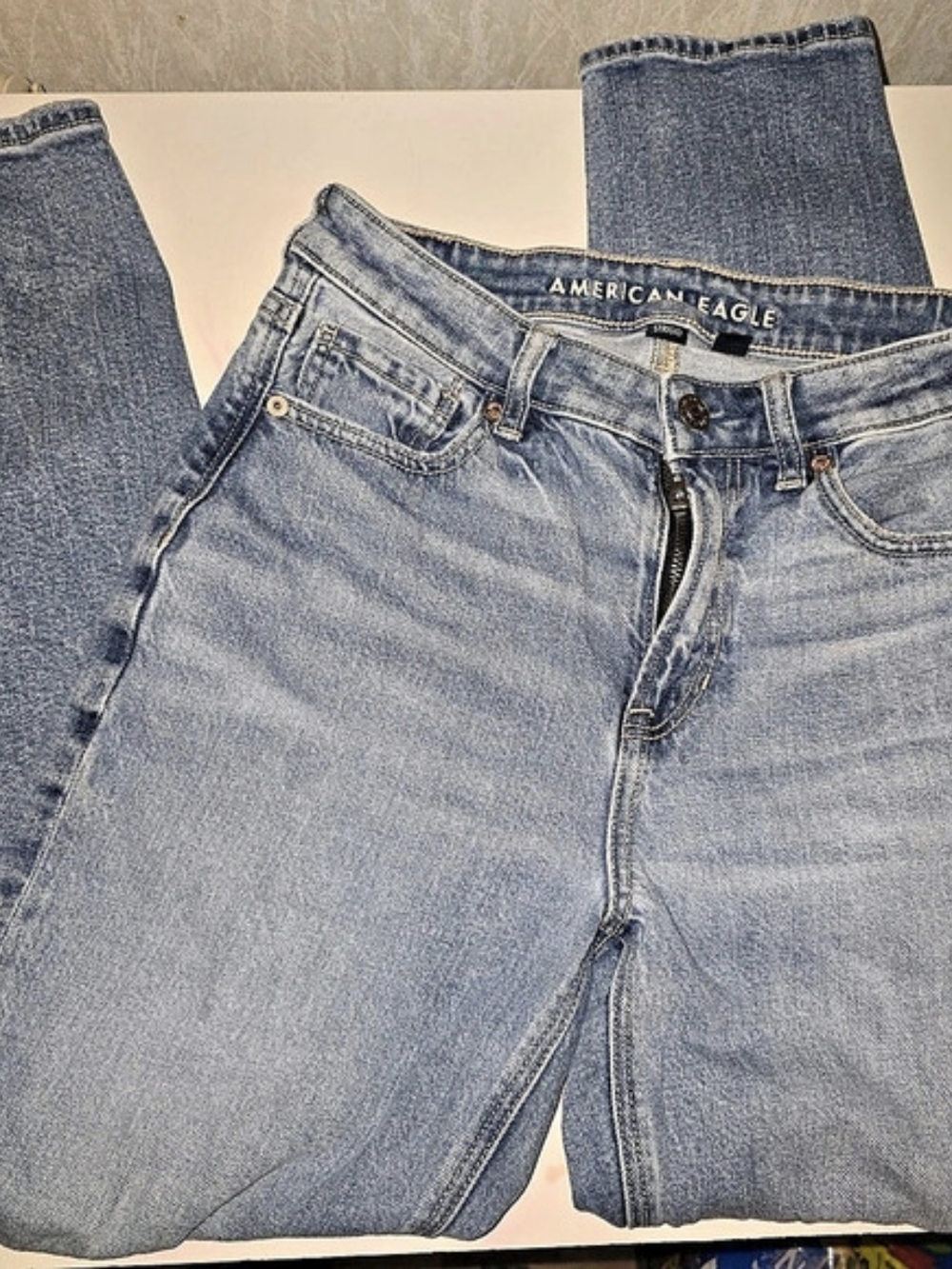 American Eagle Mom Jean Distressed Skinny Jeans in Blue US 2 Short